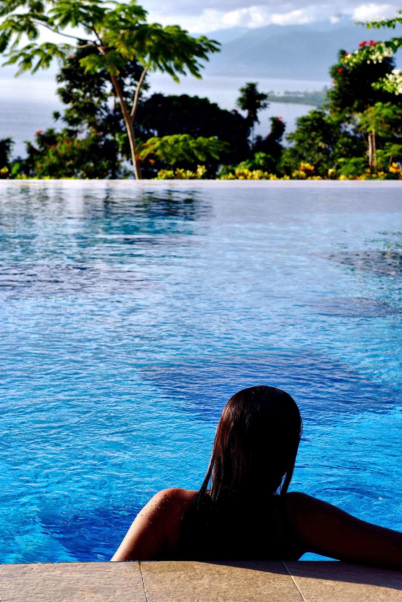 Aston Niu Manokwari Hotel & Conference Center Dış mekan fotoğraf