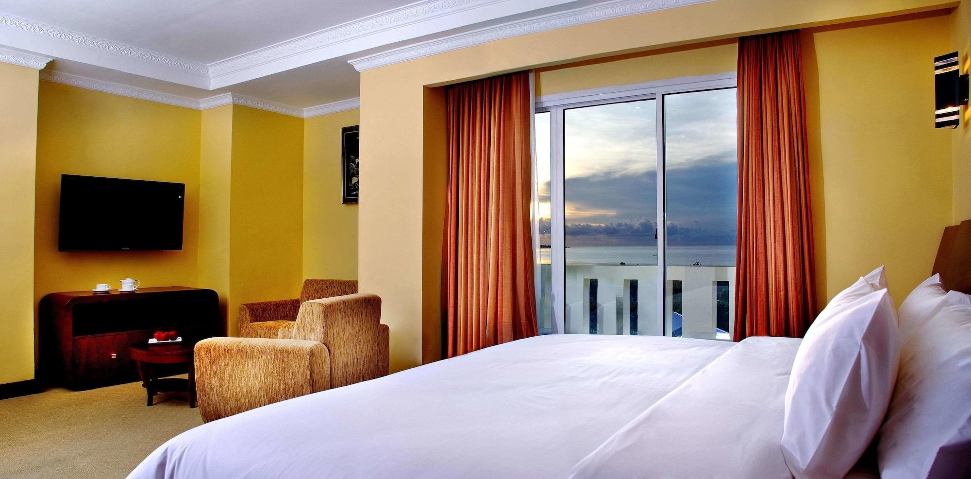Aston Niu Manokwari Hotel & Conference Center Dış mekan fotoğraf