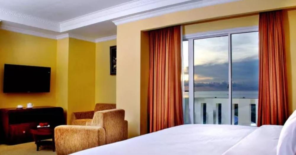 Aston Niu Manokwari Hotel & Conference Center Dış mekan fotoğraf