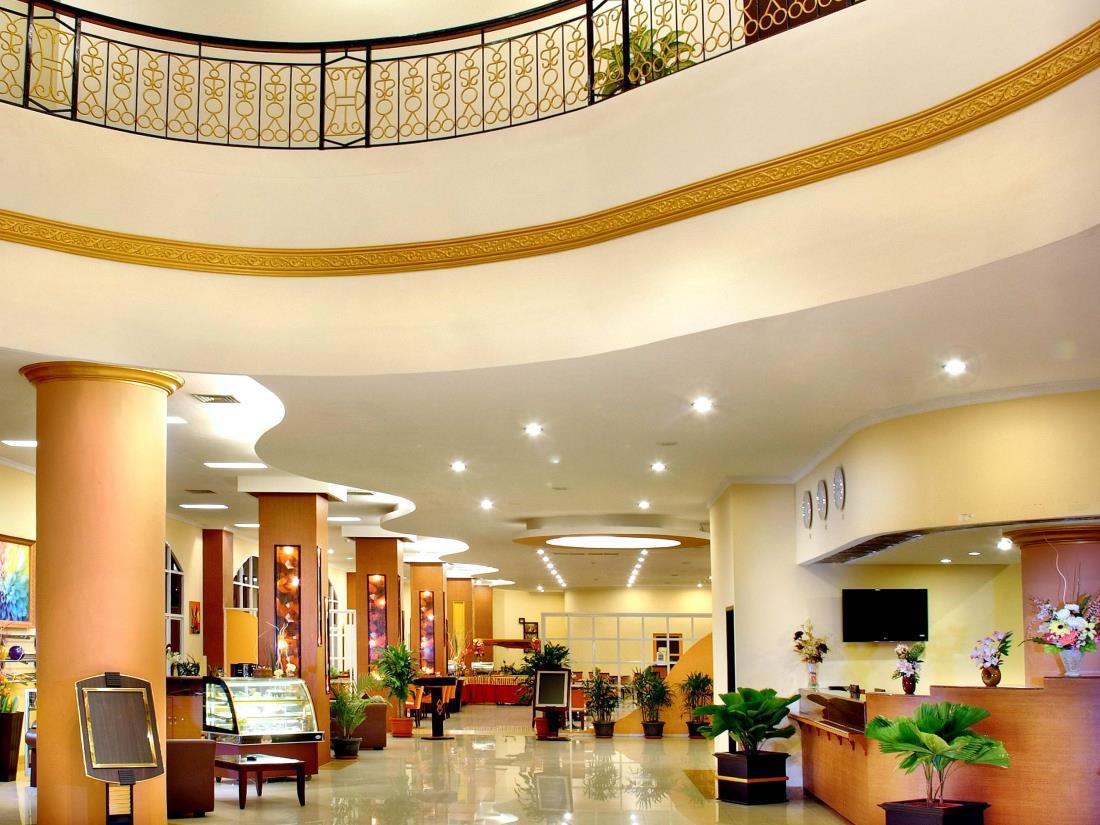 Aston Niu Manokwari Hotel & Conference Center Dış mekan fotoğraf
