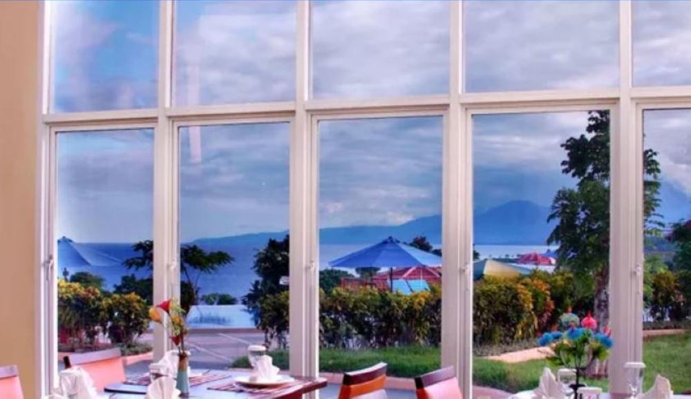 Aston Niu Manokwari Hotel & Conference Center Dış mekan fotoğraf