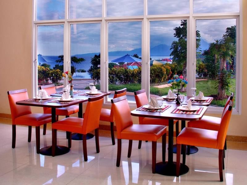 Aston Niu Manokwari Hotel & Conference Center Dış mekan fotoğraf