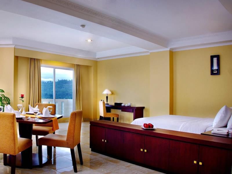 Aston Niu Manokwari Hotel & Conference Center Dış mekan fotoğraf