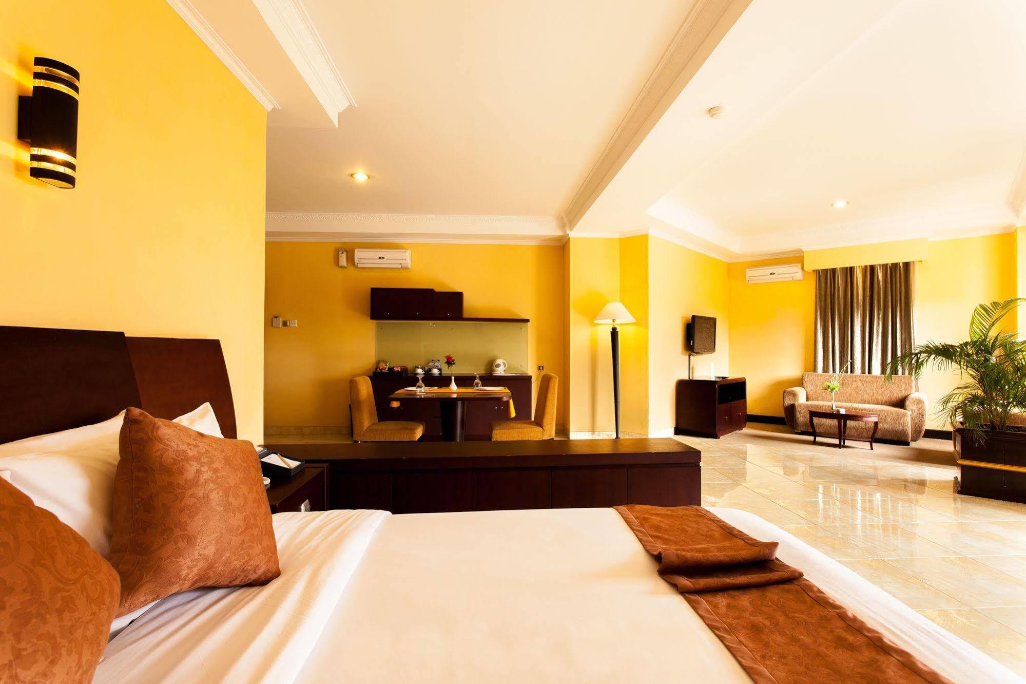 Aston Niu Manokwari Hotel & Conference Center Dış mekan fotoğraf