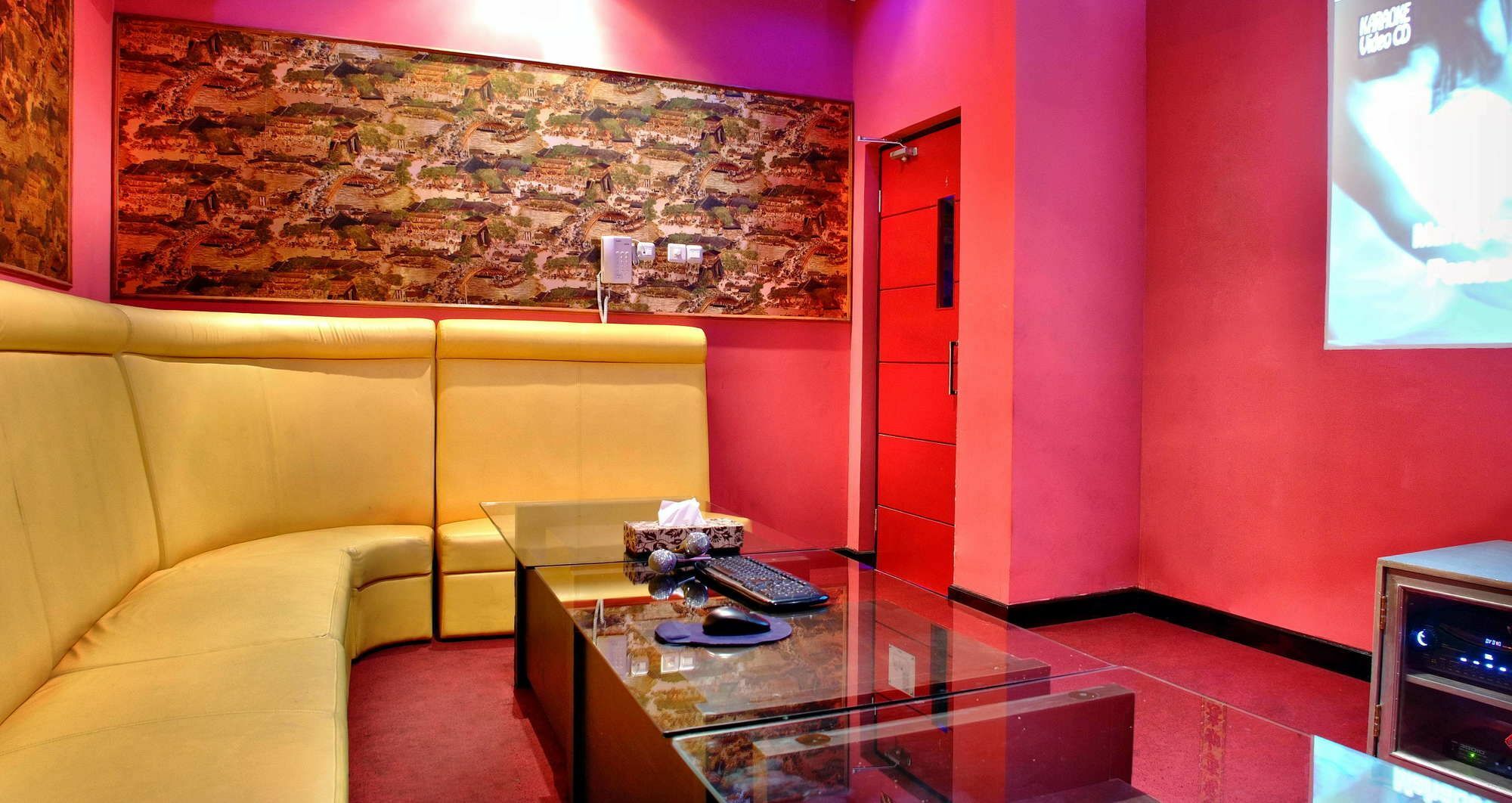 Aston Niu Manokwari Hotel & Conference Center Dış mekan fotoğraf
