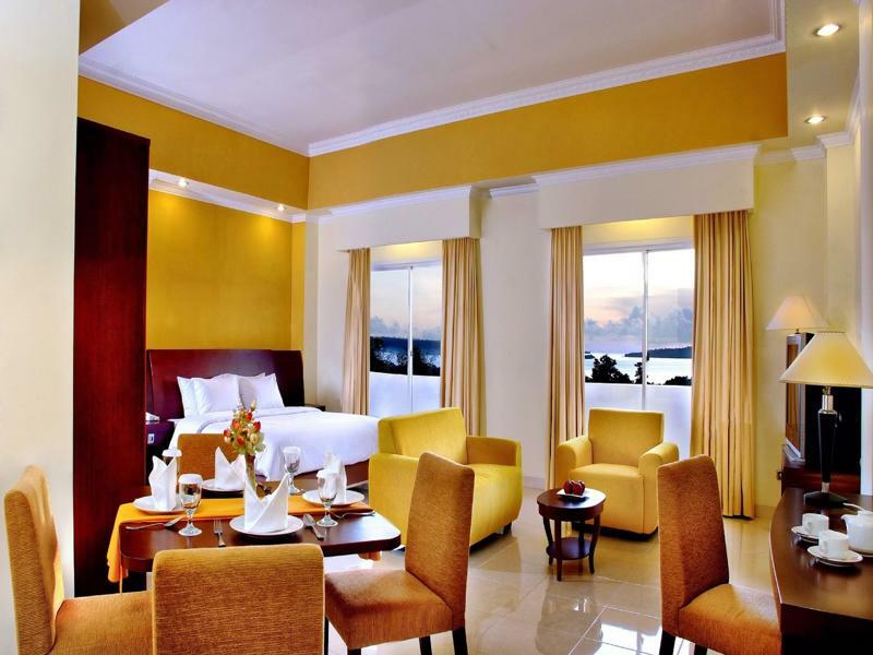 Aston Niu Manokwari Hotel & Conference Center Dış mekan fotoğraf