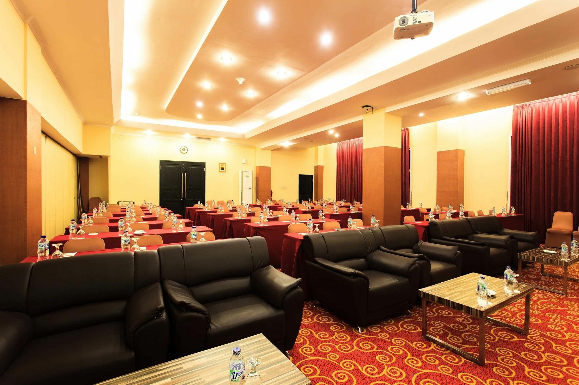 Aston Niu Manokwari Hotel & Conference Center Dış mekan fotoğraf