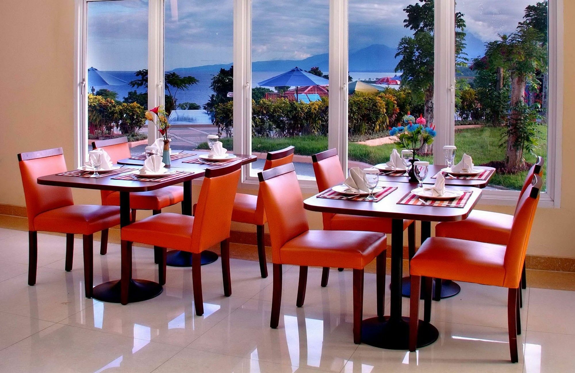 Aston Niu Manokwari Hotel & Conference Center Dış mekan fotoğraf